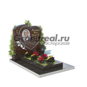 Памятник в виде сердца