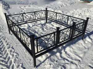 ограда из металла