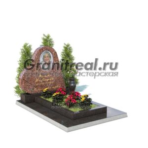 Памятник в виде сердца