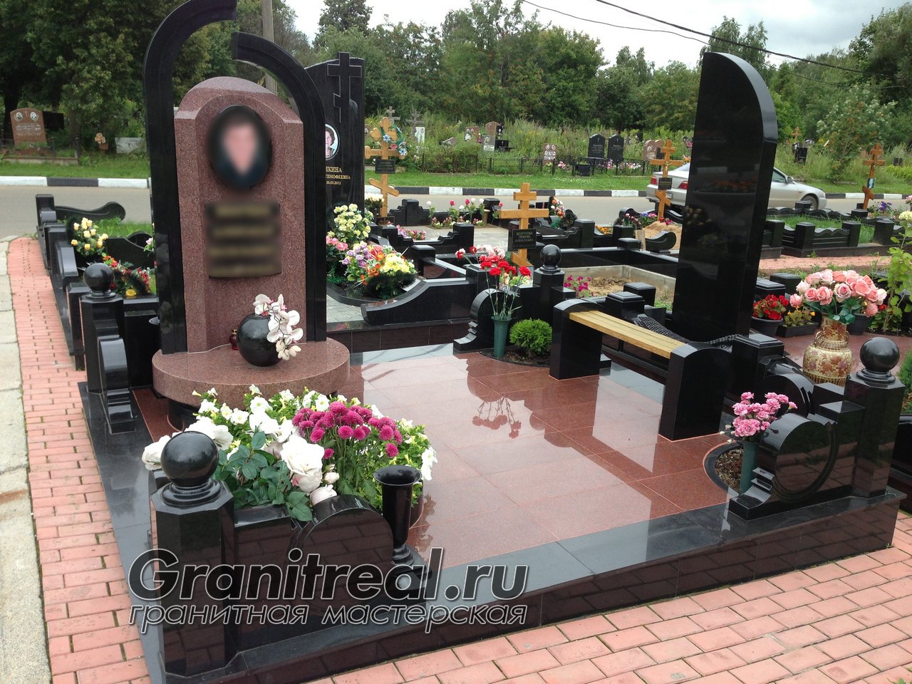 Зачем нужен памятник на могилу