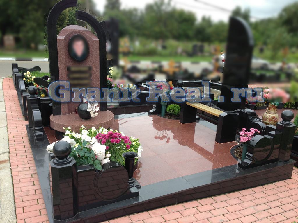 Укладка гранитной плитки на кладбище