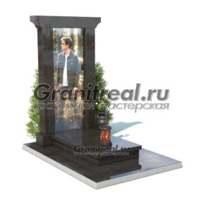 Памятник из стекла