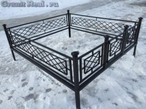 ограда из металла