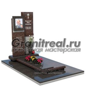 Памятник в европейском стиле