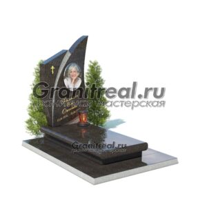 Памятник в европейском стиле