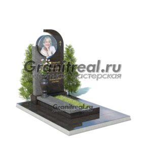 Памятник в европейском стиле